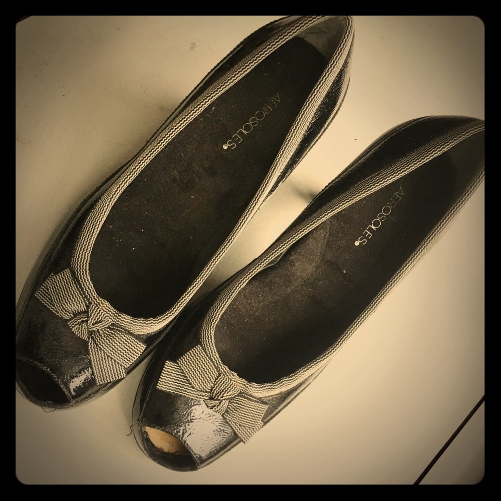 Shoe